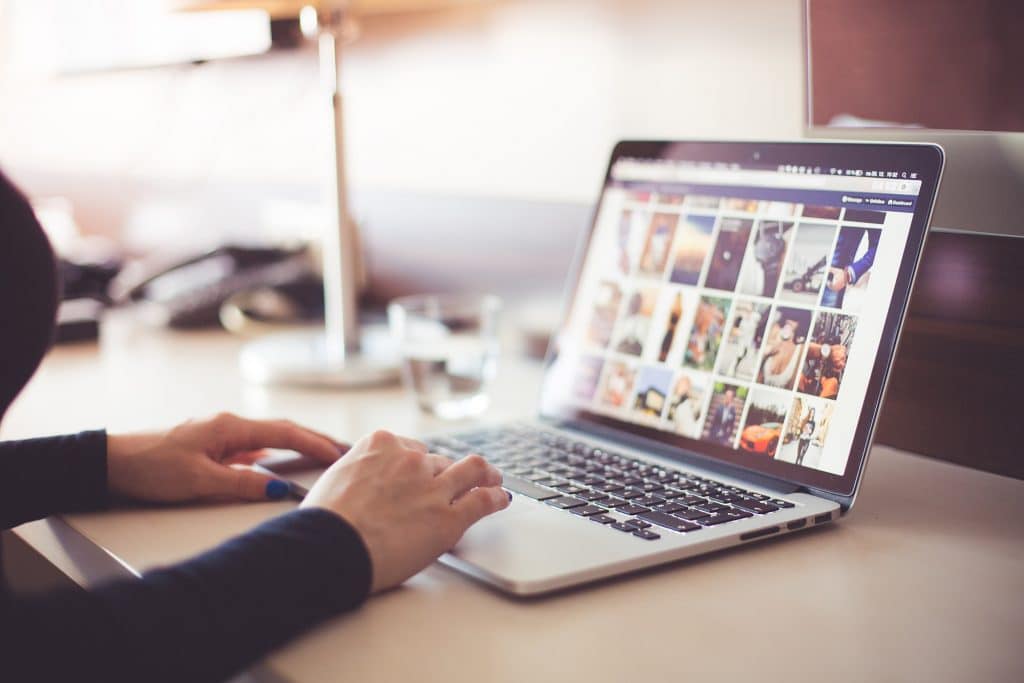 Social Media vs. Website – Why Have a Website in the Social Media Age
